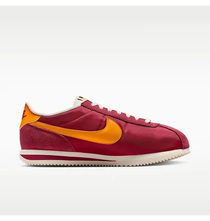Кросівки чоловічі Nike Cortez Textile Red HF0263-600