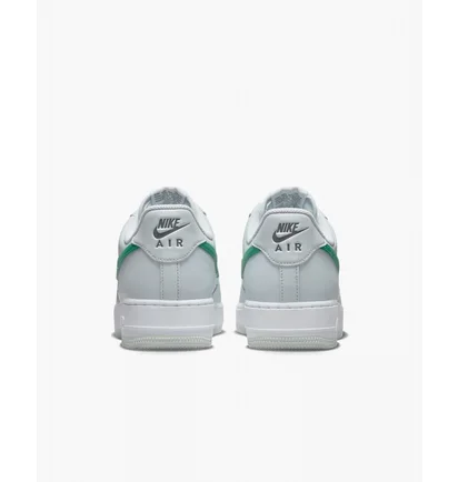 Кроссовки мужские Nike Air Force 1 07 White FD0667-001