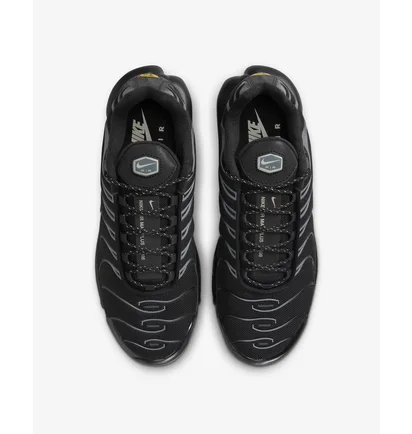 Кроссовки мужские Nike Air Max Plus Adds Gum Bottoms Black FV0385-001