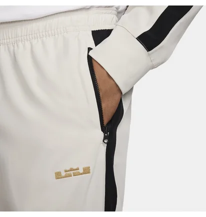 Спортивный костюм мужской Nike Dri-Fit Lebron X Liverpool Fc White FN7132-104