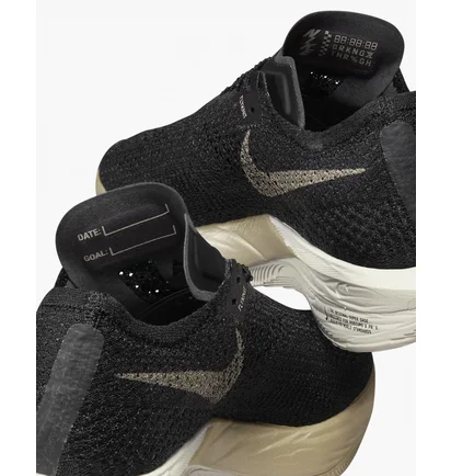 Кросівки жіночі Nike Vaporfly 3 Road Racing Shoes Black DV4130-002