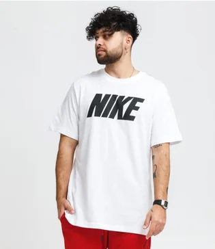 Футболка мужская Nike Sportswear White DX1981-100