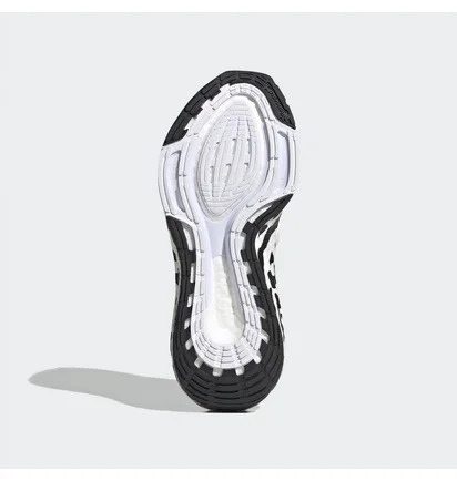 Кроссовки женские Adidas By Stella Mccartney Ultraboost 22 Running Shoes White Gy4410