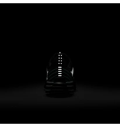 Кросівки чоловічі Nike Lunar Roam Premium Black HV2523-002
