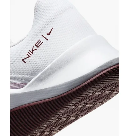 Кросівки жіночі Nike Mc Trainer 2 White DM0824-105