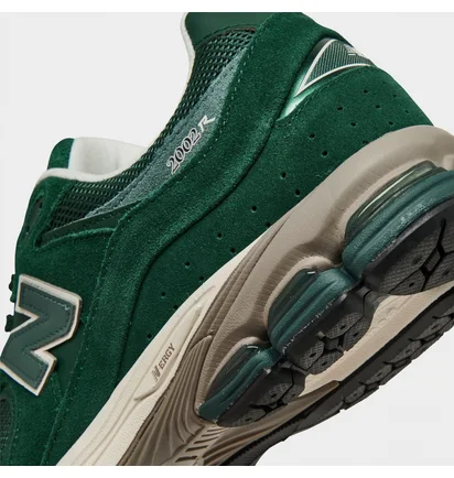 Кроссовки мужские New Balance 2002R Casual Shoes Green M2002RFK