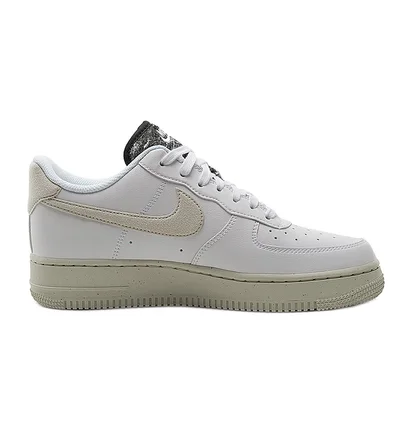 Кросівки жіночі Nike Air Force 1 07 Se White DA6682-100