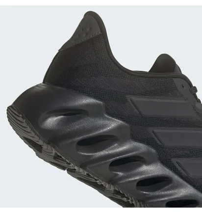 Кроссовки мужские Adidas Switch Fwd Running Black ID1779