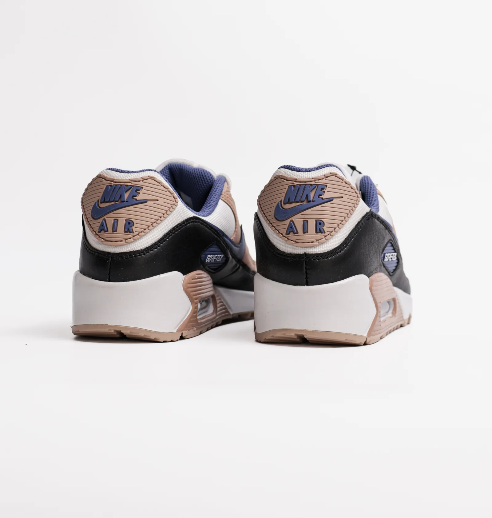 ᐉ Кроссовки мужские Nike Air Max 90 Gore-Tex Summit White Lapis