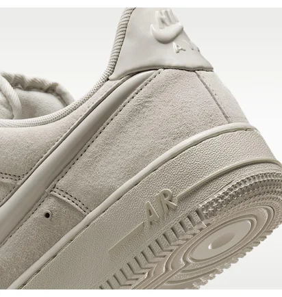 Кросівки жіночі Nike Air Force 1 07 Beige HV4406-001