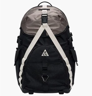 Рюкзак унисекс Nike Acg Daymax Bkpk Black HJ8178-010