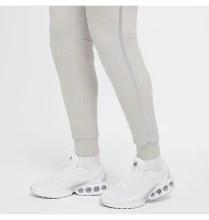 Штаны мужские Nike Tech Fleece Reflective Grey HQ3747-014