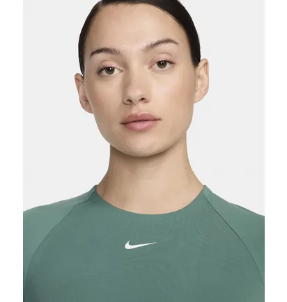 Лонгслив женский Nike Pro Dri-Fit Cropped Long-Sleeve Top Green FV5484-361