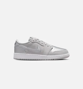 Кросівки дитячі Air Jordan 1 Retro Low Og Silver Grade School Lifestyle Shoe Grey CZ0858-002