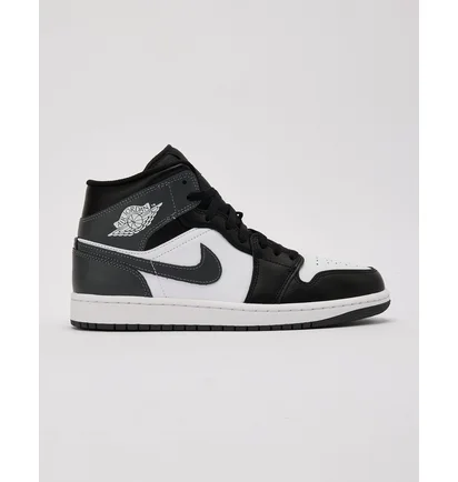 Кроссовки мужские Air Jordan 1 Mid Black/White DQ8426-001