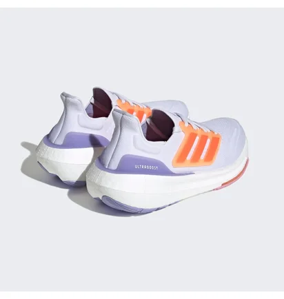 Кроссовки женские Adidas Ultraboost Light Running Shoes Light Blue HQ6354