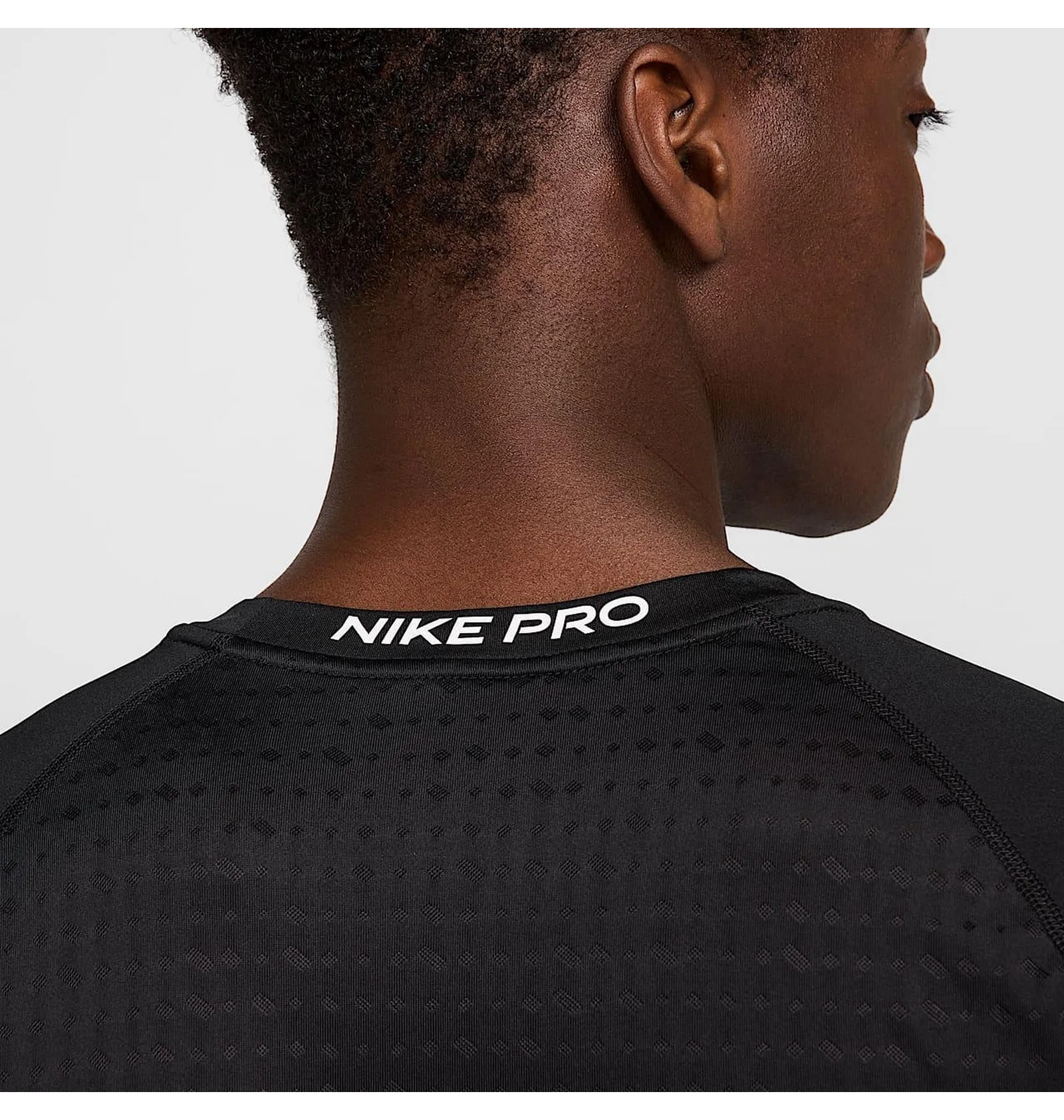 ᐉ Футболка мужская Nike Pro Breathe Black HJ4055-010 - купить в