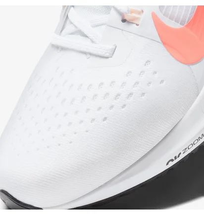 Кросівки жіночі Nike Air Zoom Vomero 15 White CU1856-102