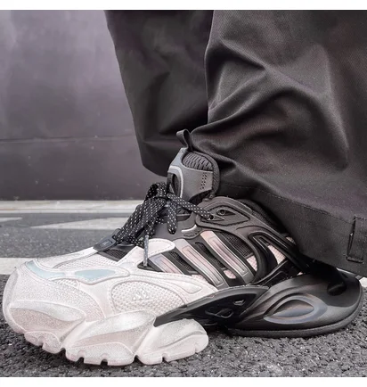 Кроссовки женские Adidas Xlg Runner Deluxe Black/Grey JR0861