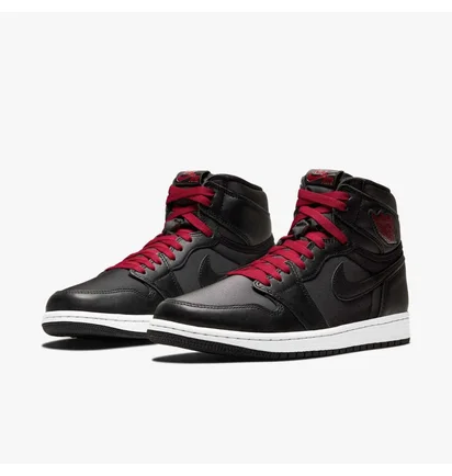 Кроссовки мужские Air Jordan 1 Retro High Og Black 555088-060