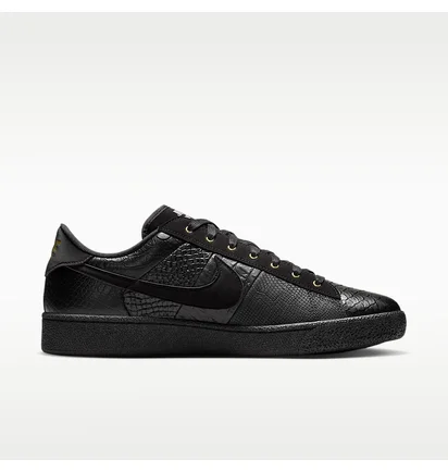 Кросівки унісекс Nike Tennis Classic Cs Prm Wtch Bnd Black IQ5786-001