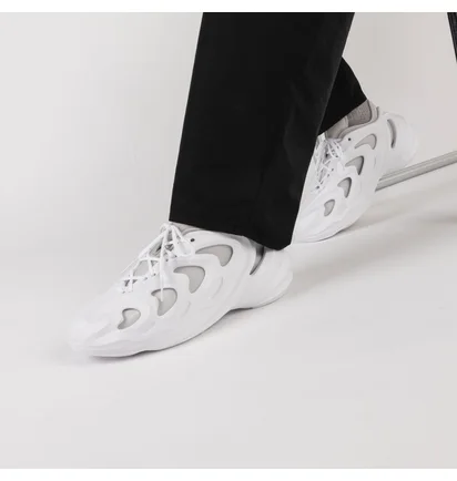 Кросівки чоловічі Adidas Adifom Q White IE7447