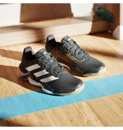 Кросівки жіночі Adidas Stabil 16 Indoor Black IE3585