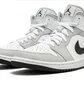 Кроссовки женские Air Jordan Wmns 1 Mid White/Grey BQ6472-015