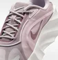 Кроссовки женские Nike Aura Edge Pink HQ7025-001