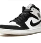 Кросівки чоловічі Air Jordan 1 Mid Se White/Black DH6933-100