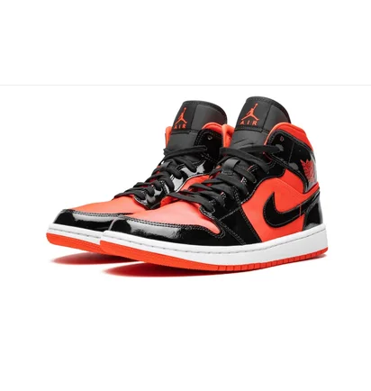 Кроссовки женские Air Jordan Wmns 1 Mid Black/Orange BQ6472-600