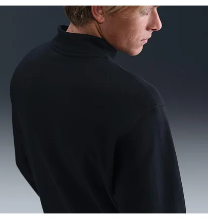 Джемпер чоловічий Nike Club Black FN3864-010