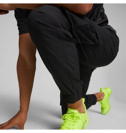 Штани чоловічі Puma Train Cargo Pant Black 522357-01