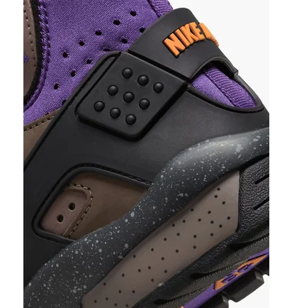 Кроссовки мужские Nike Shoes Brown DC9554-201