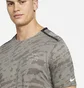 Футболка мужская Nike Dri-Fit Run Division Rise 365 Grey DM4636-017