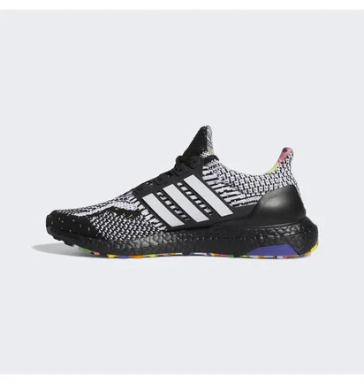 Кросівки унісекс Adidas Ultraboost 5.0 Dna Pride Shoes Black/White Gy4424