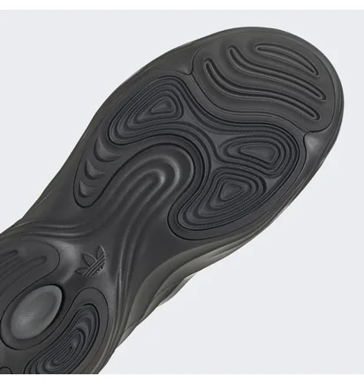 Кроссовки мужские Adidas Adifom Quake Black Hp6586