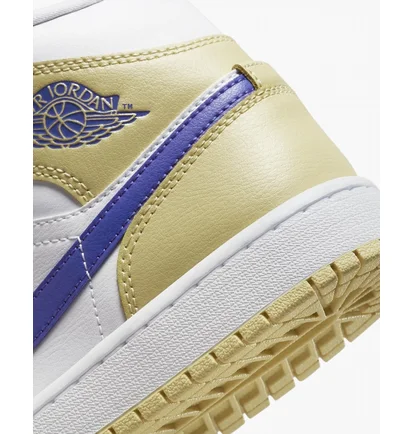 Кроссовки женские Air Jordan 1 Mid Yellow Bq6472-701