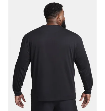 Лонгслив мужской Nike Primary Dri-Fit Long-Sleeve Versatile Top Black FB8585-010