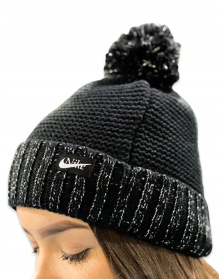 Шапка женская Nike Beanie Black/Grey DO8199-010