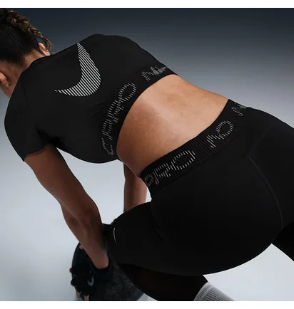 Топ женский Nike Np Dri-Fit Ss Crop Top Tt Gx Black HM6369-010