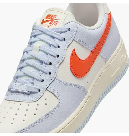 Кроссовки женские Nike Air Force 1 07 WomenS Shoes White/Blue HV0843-085