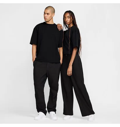 Футболка унисекс Nike Every Stitch Considered Garment Dyed Short-Sleeve T-Shirt Black FQ0276-010