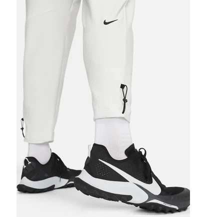 Штаны мужские Nike Challenger Track Club Dri-Fit Running Pants White FB5503-121