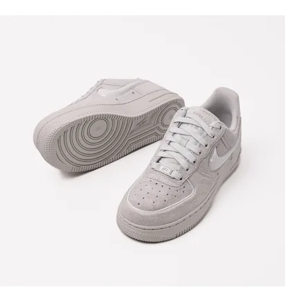Кросівки жіночі Nike Air Force 1 07 White HV4406-100