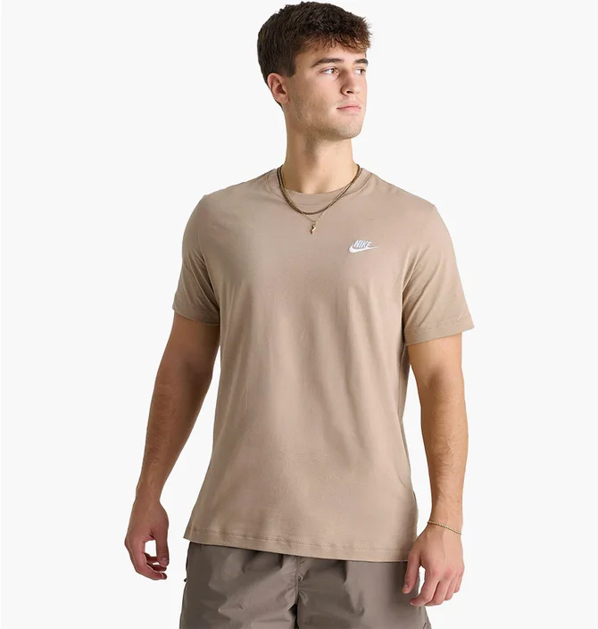 Футболка чоловіча Nike Sportswear Club T-Shirt Brown AR4997-248