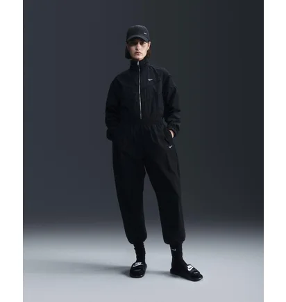 Олимпийка женская Nike Windrunner Black FV6304-010