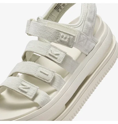 Сандали женские Nike W Icon Classic Sndl Se Beige FJ2595-002