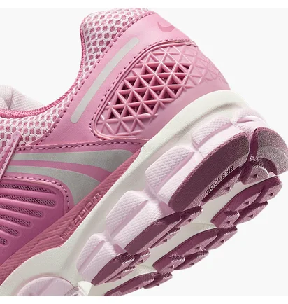 Кроссовки женские Nike Air Zoom Vomero 5 Pink FJ2028-600