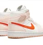 Кроссовки женские Air Jordan Wmns 1 Mid Se White/Pink DA8009-108